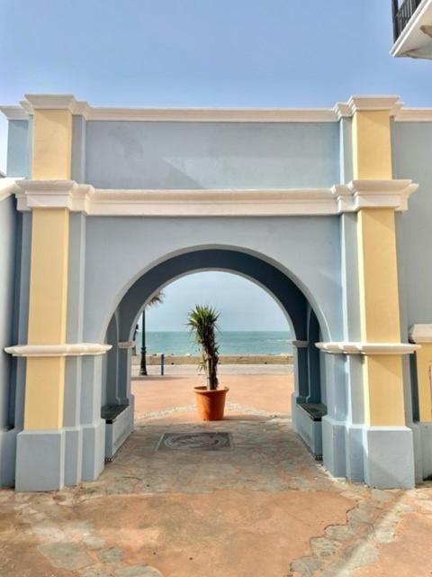 Gatu Sherry, Junto Puerto Deportivo Y Playa " Preferente Mayores De 25 Anos Y Familias " El Puerto de Santa María Eksteriør billede
